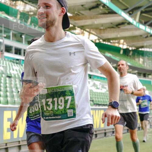 13.09.2026 - 21. swb-Marathon Bremen Michael Burmester http://msf.ph/oto/10424855 13.09.2026 13:01:18 Laufen im Stadion 135, 150, 242, 260, 282, 318, 342, 440, 531, 651, 687, 930, 946, 1006, 1067, 1163, 1209, 1368, 1436, 1448, 1493, 1494, 1582, 1650, 1861, 1896, 1935, 1963, 2033, 2047, 2062, 2293, 2306, 2322, 2370, 2409, 2427, 2485, 2490, 2491, 2560, 2561, 2627, 2638, 2658, 2686, 2700, 2708, 2781, 2906, 2914, 2967, 2987, 3044, 3076, 3105, 3145, 3168, 3173, 3187, 3248, 3273, 3294, 3334, 3354, 3372, 3374, 3375, 3385, 3392, 3480, 3524, 3526, 3527, 3642, 3667, 3729, 3774, 3806, 3855, 3856 meine-sportfotos.de