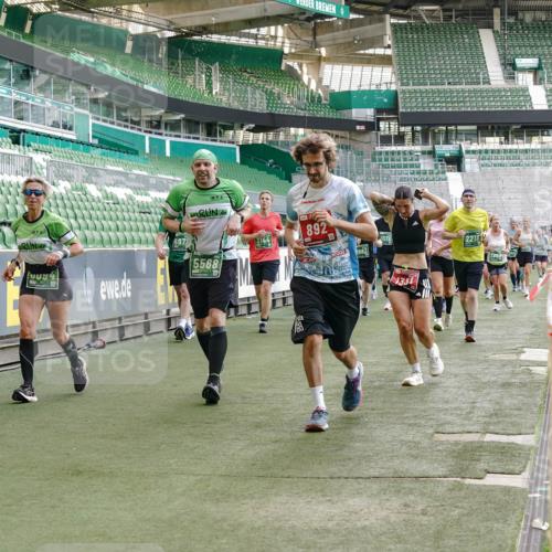 13.09.2026 - 21. swb-Marathon Bremen Michael Burmester http://msf.ph/oto/10424887 13.09.2026 13:24:15 Laufen im Stadion 137, 182, 213, 294, 324, 434, 505, 533, 548, 609, 708, 721, 723, 739, 743, 752, 892, 1178, 1273, 1331, 1463, 1471, 1491, 1515, 1597, 1598, 1746, 1788, 1944, 2095, 2211, 2213, 2252, 2267, 2286, 2312, 2323, 2433, 2445, 2465, 2475, 2483, 2495, 2497, 2503, 2526, 2554, 2571, 2644, 2768, 2776, 2833, 2936, 2968, 3211, 3252, 3282, 3288, 3289, 3292, 3298, 3306, 3312, 3347, 3364, 3381, 3395, 3423, 3447, 3505, 3559, 3727, 3770, 3819, 4054, 4231, 4466, 4467 meine-sportfotos.de
