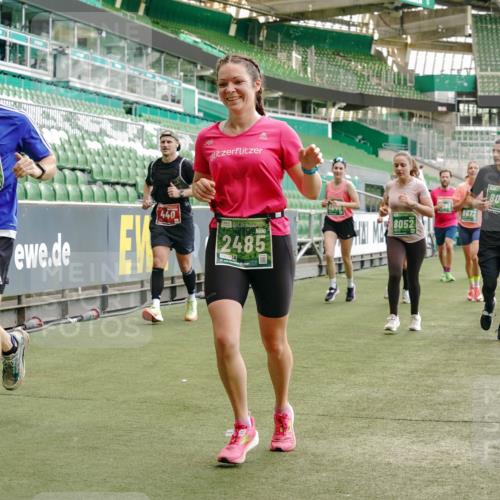 13.09.2026 - 21. swb-Marathon Bremen Michael Burmester http://msf.ph/oto/10424905 13.09.2026 13:01:21 Laufen im Stadion 135, 150, 242, 260, 282, 318, 342, 440, 531, 651, 687, 930, 946, 1006, 1067, 1163, 1368, 1436, 1448, 1493, 1494, 1582, 1650, 1861, 1896, 1935, 1963, 2033, 2047, 2062, 2292, 2293, 2306, 2322, 2370, 2409, 2427, 2485, 2490, 2491, 2560, 2561, 2627, 2638, 2658, 2686, 2700, 2708, 2781, 2906, 2914, 2967, 2987, 3013, 3044, 3076, 3105, 3145, 3168, 3173, 3187, 3248, 3294, 3334, 3354, 3372, 3374, 3375, 3385, 3392, 3480, 3524, 3526, 3527, 3642, 3667, 3729, 3774, 3806, 3855, 3856 meine-sportfotos.de
