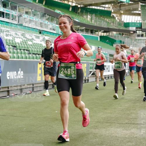 13.09.2026 - 21. swb-Marathon Bremen Michael Burmester http://msf.ph/oto/10424913 13.09.2026 13:01:21 Laufen im Stadion 135, 150, 242, 260, 282, 318, 342, 440, 531, 651, 687, 930, 946, 1006, 1067, 1163, 1368, 1436, 1448, 1493, 1494, 1582, 1650, 1861, 1896, 1935, 1963, 2033, 2047, 2062, 2292, 2293, 2306, 2322, 2370, 2409, 2427, 2485, 2490, 2491, 2560, 2561, 2627, 2638, 2658, 2686, 2700, 2708, 2781, 2906, 2914, 2967, 2987, 3013, 3044, 3076, 3105, 3145, 3168, 3173, 3187, 3248, 3294, 3334, 3354, 3372, 3374, 3375, 3385, 3392, 3480, 3524, 3526, 3527, 3642, 3667, 3729, 3774, 3806, 3855, 3856 meine-sportfotos.de