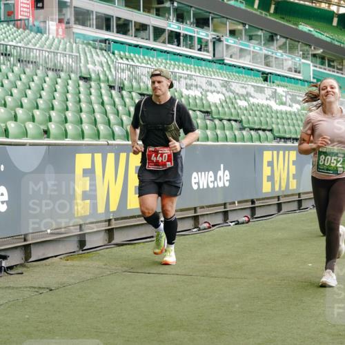 13.09.2026 - 21. swb-Marathon Bremen Michael Burmester http://msf.ph/oto/10424952 13.09.2026 13:01:23 Laufen im Stadion 135, 150, 242, 282, 318, 440, 531, 651, 687, 930, 946, 1006, 1067, 1163, 1368, 1436, 1448, 1582, 1650, 1861, 1896, 1935, 1963, 2033, 2047, 2062, 2292, 2293, 2306, 2322, 2370, 2409, 2427, 2485, 2490, 2491, 2560, 2561, 2627, 2638, 2658, 2686, 2700, 2708, 2781, 2906, 2967, 2987, 3013, 3044, 3076, 3105, 3145, 3168, 3173, 3187, 3248, 3294, 3334, 3354, 3372, 3374, 3375, 3385, 3392, 3480, 3524, 3526, 3527, 3642, 3667, 3729, 3774, 3806, 3855, 3856 meine-sportfotos.de