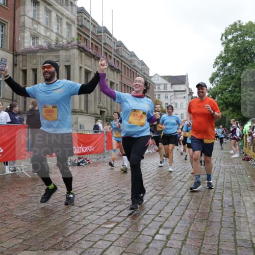 13.09.2026 - Kiel Lauf Yannick Fuchs http://msf.ph/oto/10424976 13.09.2026 11:01:22 Ziel 539, 823, 842, 1018, 1448, 1744, 3340, 4788, 5052, 5451, 5552, 6300, 6522, 7191, 7651, 8307, 8469, 8576, 8596, 8724, 9134, 9525, 11056, 11216, 11217, 11502, 11505, 11581, 11805, 12010, 12151, 12283, 48, 190, 823, 1314, 1448, 1522, 2038, 2132, 2144, 2637, 2658, 2697, 3340, 3423, 3425, 4529, 4530, 4769, 4915, 5552, 5648, 6399, 6426, 6653, 6995, 6996, 7456, 7516, 8229, 9199, 9594, 9899, 9900, 10339, 10885, 11857, 11972, 12192, 12326, 955, 1347, 3626, 3662 meine-sportfotos.de