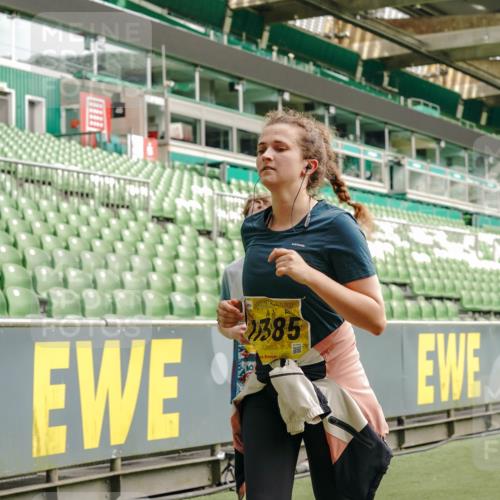 13.09.2026 - 21. swb-Marathon Bremen Michael Burmester http://msf.ph/oto/10424986 13.09.2026 10:47:33 Laufen im Stadion 10161, 10264, 10292, 10349, 10440, 10535, 10732, 10789, 10895, 10925, 10933, 10970, 11050, 11104, 11262, 11296, 11423, 11443, 11457, 11529, 11530, 11546, 11573, 11579, 11639, 11663, 11675, 11698, 11760, 12083, 12157, 12211, 12316, 12317, 12340, 12422, 12444, 12462, 12471, 12472, 12561, 10002, 10004, 10005, 10176, 10191, 10192, 10271, 10295, 10325, 10335, 10459, 10513, 10629, 10679, 10713, 10756, 10779, 10882, 10997, 10999, 11081, 11233, 11307, 11355 meine-sportfotos.de