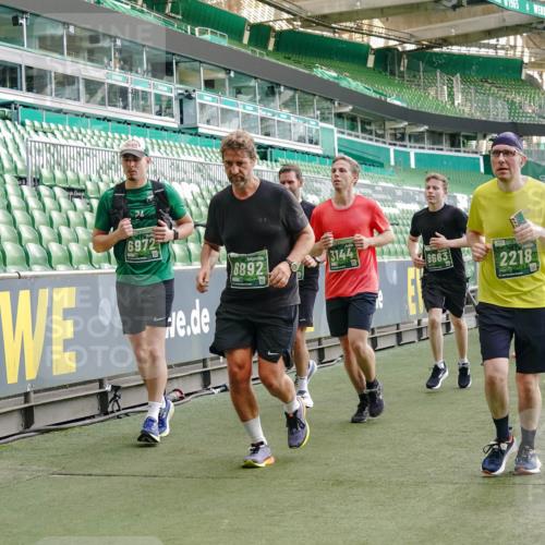 13.09.2026 - 21. swb-Marathon Bremen Michael Burmester http://msf.ph/oto/10424989 13.09.2026 13:24:20 Laufen im Stadion 137, 182, 213, 294, 324, 434, 505, 533, 548, 609, 708, 721, 723, 739, 743, 752, 892, 1178, 1273, 1331, 1463, 1471, 1491, 1515, 1597, 1598, 1746, 1788, 1944, 2095, 2211, 2213, 2252, 2267, 2271, 2286, 2312, 2323, 2433, 2445, 2465, 2475, 2483, 2495, 2497, 2503, 2506, 2526, 2554, 2571, 2644, 2768, 2776, 2833, 2936, 2968, 3005, 3211, 3252, 3282, 3288, 3289, 3292, 3298, 3306, 3312, 3347, 3364, 3381, 3390, 3395, 3423, 3447, 3505, 3559, 3727, 3770, 3819, 4231, 4466, 4467 meine-sportfotos.de