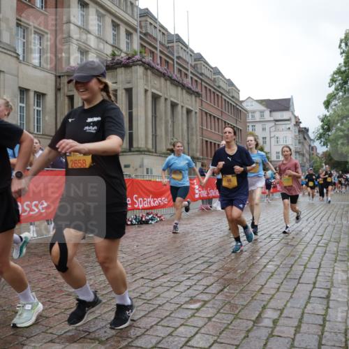 13.09.2026 - Kiel Lauf Yannick Fuchs http://msf.ph/oto/10425054 13.09.2026 11:01:34 Ziel 955, 1425, 2424, 2616, 3554, 3626, 3662, 3982, 6619, 8307, 8576, 8724, 9134, 9869, 11474, 48, 539, 823, 842, 1018, 1448, 1522, 1744, 2132, 2144, 2637, 2658, 3340, 4529, 4530, 4788, 5052, 5451, 5552, 6300, 6522, 6653, 7191, 7456, 7651, 8469, 8596, 9134, 9525, 9899, 9900, 11056, 11216, 11217, 11502, 11505, 11581, 11805, 11857, 12010, 12151, 12283, 735, 1347, 4420, 5406, 5927, 6631, 6717, 10607, 11547, 12110, 48, 190, 1314, 2144, 2658, 4529, 4769, 7516, 9594, 10885 meine-sportfotos.de