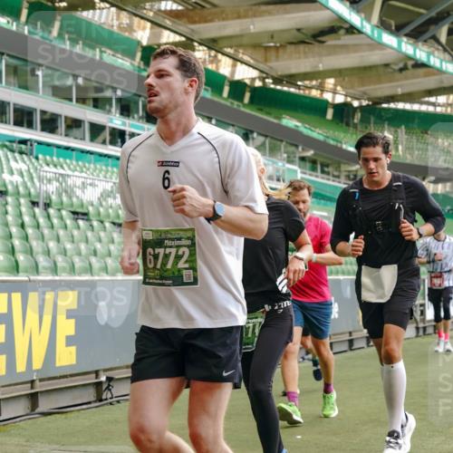 13.09.2026 - 21. swb-Marathon Bremen Michael Burmester http://msf.ph/oto/10425065 13.09.2026 13:01:27 Laufen im Stadion 135, 150, 242, 282, 318, 440, 531, 651, 687, 722, 930, 946, 1006, 1067, 1163, 1368, 1436, 1448, 1582, 1650, 1861, 1896, 1935, 1963, 2033, 2047, 2062, 2292, 2293, 2306, 2322, 2345, 2370, 2409, 2427, 2485, 2490, 2491, 2560, 2561, 2627, 2638, 2658, 2666, 2686, 2700, 2708, 2781, 2906, 2967, 2987, 3013, 3044, 3076, 3105, 3145, 3163, 3164, 3168, 3173, 3187, 3248, 3294, 3334, 3354, 3372, 3374, 3375, 3385, 3392, 3480, 3524, 3526, 3527, 3642, 3667, 3729, 3774, 3806, 3855, 3856 meine-sportfotos.de