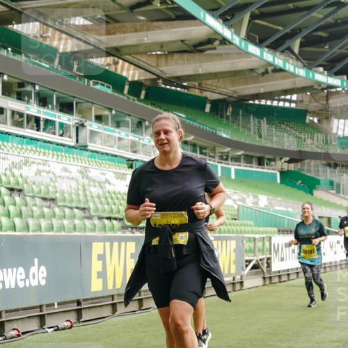 13.09.2026 - 21. swb-Marathon Bremen Michael Burmester http://msf.ph/oto/10425088 13.09.2026 10:47:39 Laufen im Stadion 10161, 10264, 10292, 10349, 10440, 10535, 10732, 10789, 10895, 10925, 10933, 10970, 11104, 11262, 11296, 11423, 11443, 11457, 11529, 11530, 11546, 11573, 11579, 11639, 11663, 11675, 11698, 12083, 12157, 12211, 12316, 12317, 12340, 12422, 12444, 12471, 12472, 12561, 10002, 10004, 10005, 10176, 10191, 10192, 10271, 10295, 10325, 10335, 10459, 10513, 10629, 10679, 10713, 10756, 10779, 10882, 10997, 10999, 11081, 11233, 11307, 11355 meine-sportfotos.de