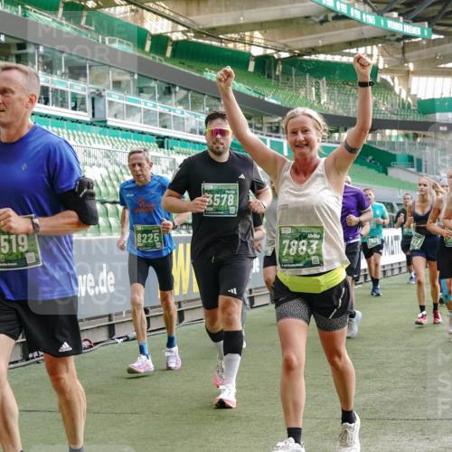 13.09.2026 - 21. swb-Marathon Bremen Michael Burmester http://msf.ph/oto/10425119 13.09.2026 13:24:24 Laufen im Stadion 137, 182, 213, 294, 324, 434, 505, 533, 548, 609, 708, 721, 723, 739, 743, 752, 892, 1178, 1273, 1331, 1463, 1471, 1491, 1504, 1515, 1597, 1598, 1746, 1788, 1830, 1944, 2095, 2211, 2252, 2267, 2271, 2286, 2312, 2323, 2433, 2445, 2465, 2475, 2483, 2495, 2497, 2503, 2506, 2554, 2571, 2644, 2768, 2776, 2833, 2936, 2968, 3005, 3142, 3211, 3252, 3282, 3288, 3289, 3292, 3298, 3306, 3312, 3347, 3364, 3381, 3390, 3395, 3423, 3447, 3505, 3559, 3727, 3770, 3819, 4231, 4466, 4467 meine-sportfotos.de