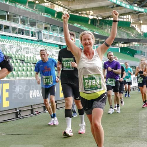 13.09.2026 - 21. swb-Marathon Bremen Michael Burmester http://msf.ph/oto/10425140 13.09.2026 13:24:24 Laufen im Stadion 137, 182, 213, 294, 324, 434, 505, 533, 548, 609, 708, 721, 723, 739, 743, 752, 892, 1178, 1273, 1331, 1463, 1471, 1491, 1504, 1515, 1597, 1598, 1746, 1788, 1830, 1944, 2095, 2211, 2252, 2267, 2271, 2286, 2312, 2323, 2433, 2445, 2465, 2475, 2483, 2495, 2497, 2503, 2506, 2554, 2571, 2644, 2768, 2776, 2833, 2936, 2968, 3005, 3142, 3211, 3252, 3282, 3288, 3289, 3292, 3298, 3306, 3312, 3347, 3364, 3381, 3390, 3395, 3423, 3447, 3505, 3559, 3727, 3770, 3819, 4231, 4466, 4467 meine-sportfotos.de