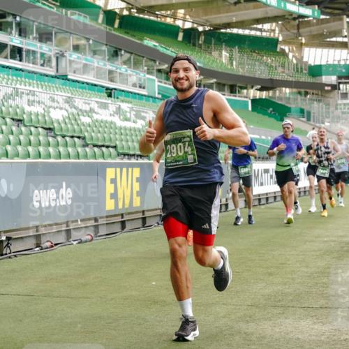 13.09.2026 - 21. swb-Marathon Bremen Michael Burmester http://msf.ph/oto/10425169 13.09.2026 13:01:32 Laufen im Stadion 135, 150, 242, 282, 318, 440, 531, 651, 687, 722, 930, 946, 1006, 1067, 1163, 1250, 1368, 1436, 1448, 1582, 1650, 1861, 1896, 1935, 1963, 2033, 2047, 2062, 2292, 2293, 2306, 2322, 2345, 2370, 2378, 2409, 2427, 2485, 2490, 2491, 2560, 2561, 2627, 2638, 2658, 2666, 2700, 2708, 2781, 2906, 2967, 2987, 3013, 3044, 3076, 3105, 3145, 3163, 3164, 3168, 3173, 3187, 3248, 3294, 3334, 3354, 3372, 3374, 3375, 3385, 3392, 3480, 3524, 3526, 3527, 3642, 3667, 3729, 3774, 3806, 3855, 3856 meine-sportfotos.de
