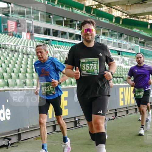 13.09.2026 - 21. swb-Marathon Bremen Michael Burmester http://msf.ph/oto/10425171 13.09.2026 13:24:25 Laufen im Stadion 137, 182, 213, 294, 324, 434, 505, 533, 548, 609, 708, 721, 723, 739, 743, 752, 892, 1273, 1331, 1463, 1471, 1491, 1504, 1515, 1597, 1598, 1746, 1830, 1944, 2095, 2211, 2252, 2267, 2271, 2286, 2312, 2323, 2433, 2445, 2465, 2475, 2483, 2495, 2497, 2503, 2506, 2554, 2571, 2644, 2768, 2776, 2833, 2936, 2968, 3005, 3142, 3211, 3252, 3282, 3288, 3289, 3292, 3298, 3306, 3312, 3347, 3364, 3381, 3390, 3395, 3423, 3447, 3505, 3559, 3727, 3770, 3819, 4231, 4466, 4467 meine-sportfotos.de