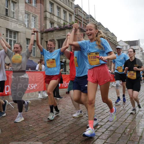 13.09.2026 - Kiel Lauf Yannick Fuchs http://msf.ph/oto/10425179 13.09.2026 11:01:48 Ziel 735, 1347, 2722, 2838, 3039, 3224, 4420, 5406, 5927, 6619, 6631, 6717, 7174, 7556, 8555, 8934, 9695, 10607, 11159, 11265, 11338, 11465, 11547, 12110, 12115, 539, 842, 955, 1018, 1425, 1744, 2424, 2616, 3554, 3626, 3662, 3982, 4788, 5052, 5451, 6300, 6522, 7191, 7651, 8307, 8469, 8576, 8596, 8724, 9134, 9525, 9869, 11056, 11216, 11217, 11474, 11502, 11505, 11581, 11805, 12010, 12151, 12283, 208, 540, 651, 709, 841, 845, 1651, 1660, 2451, 2726, 2778, 2902, 2958, 2996, 3942 meine-sportfotos.de