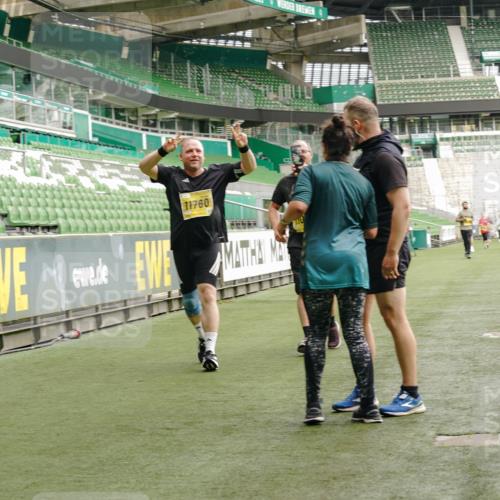 13.09.2026 - 21. swb-Marathon Bremen Michael Burmester http://msf.ph/oto/10425182 13.09.2026 10:47:44 Laufen im Stadion 10161, 10264, 10292, 10349, 10407, 10440, 10535, 10732, 10789, 10895, 10925, 10933, 10970, 11104, 11262, 11296, 11423, 11443, 11457, 11529, 11530, 11546, 11573, 11579, 11639, 11663, 11675, 11698, 12083, 12157, 12316, 12317, 12340, 12422, 12444, 12471, 12472, 12542, 12561, 10004, 10005, 10176, 10191, 10192, 10271, 10295, 10325, 10335, 10459, 10513, 10629, 10679, 10713, 10756, 10779, 10882, 10979, 10997, 10999, 11081, 11233, 11307, 11355 meine-sportfotos.de