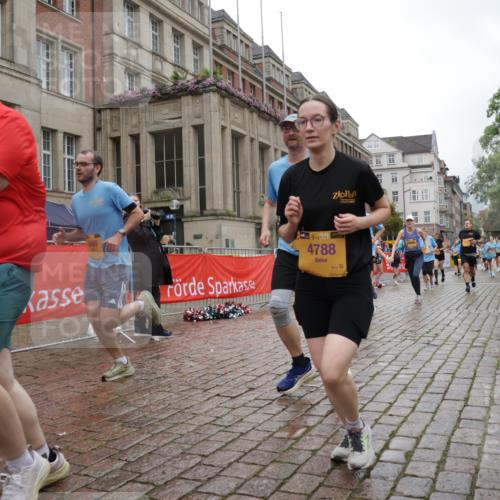 13.09.2026 - Kiel Lauf Yannick Fuchs http://msf.ph/oto/10425185 13.09.2026 11:01:49 Ziel 735, 1347, 2722, 2838, 3039, 3224, 4420, 5406, 5927, 6619, 6631, 6717, 7174, 7556, 8555, 8934, 9695, 10607, 11159, 11265, 11338, 11465, 11547, 12110, 12115, 955, 1018, 1425, 1744, 2424, 2616, 3554, 3626, 3662, 3982, 4788, 5052, 5451, 6522, 6619, 7191, 7651, 8307, 8469, 8576, 8724, 9134, 9525, 9869, 11056, 11216, 11217, 11474, 11502, 11505, 11581, 11805, 12010, 12283, 208, 540, 651, 709, 841, 845, 1651, 1660, 2451, 2726, 2778, 2902, 2958, 2996, 3942, 1744 meine-sportfotos.de