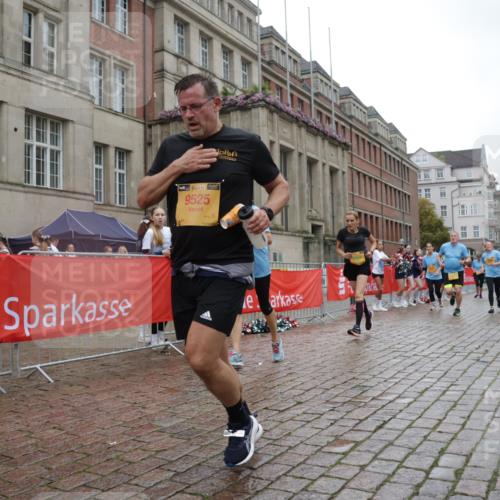 13.09.2026 - Kiel Lauf Yannick Fuchs http://msf.ph/oto/10425222 13.09.2026 11:01:53 Ziel 735, 2726, 2838, 2996, 3039, 4420, 5406, 5927, 6311, 6631, 6717, 7174, 7556, 8343, 8523, 8555, 9523, 10056, 10607, 11159, 11265, 11338, 11547, 12110, 12115, 955, 1018, 1347, 1425, 2424, 2616, 2722, 3039, 3224, 3554, 3626, 3662, 3982, 5451, 6619, 7191, 8307, 8576, 8724, 8934, 9134, 9525, 9695, 9869, 11056, 11465, 11474, 11502, 11505, 12010, 12283, 208, 540, 651, 709, 841, 845, 1651, 1660, 2451, 2778, 2902, 2958, 3942, 6998, 8218, 1744, 9525, 11056, 11502 meine-sportfotos.de