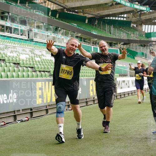 13.09.2026 - 21. swb-Marathon Bremen Michael Burmester http://msf.ph/oto/10425227 13.09.2026 10:47:46 Laufen im Stadion 10161, 10264, 10292, 10349, 10407, 10440, 10535, 10732, 10789, 10895, 10925, 10933, 10970, 11104, 11262, 11296, 11423, 11443, 11457, 11529, 11530, 11546, 11573, 11579, 11639, 11663, 11675, 11698, 12083, 12157, 12316, 12317, 12340, 12422, 12444, 12471, 12472, 12542, 12561, 10004, 10005, 10176, 10191, 10192, 10271, 10295, 10325, 10335, 10344, 10459, 10513, 10568, 10629, 10679, 10713, 10756, 10779, 10882, 10979, 10997, 10999, 11081, 11233, 11307, 11355 meine-sportfotos.de