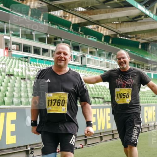 13.09.2026 - 21. swb-Marathon Bremen Michael Burmester http://msf.ph/oto/10425257 13.09.2026 10:47:47 Laufen im Stadion 10161, 10264, 10292, 10349, 10407, 10440, 10535, 10732, 10789, 10895, 10925, 10933, 10970, 11104, 11262, 11296, 11423, 11443, 11457, 11529, 11530, 11546, 11573, 11579, 11639, 11663, 11698, 12083, 12157, 12316, 12317, 12340, 12422, 12444, 12471, 12472, 12542, 12561, 10004, 10005, 10176, 10191, 10192, 10271, 10295, 10325, 10335, 10344, 10459, 10513, 10568, 10629, 10679, 10713, 10756, 10779, 10882, 10979, 10997, 10999, 11081, 11233, 11307, 11355 meine-sportfotos.de