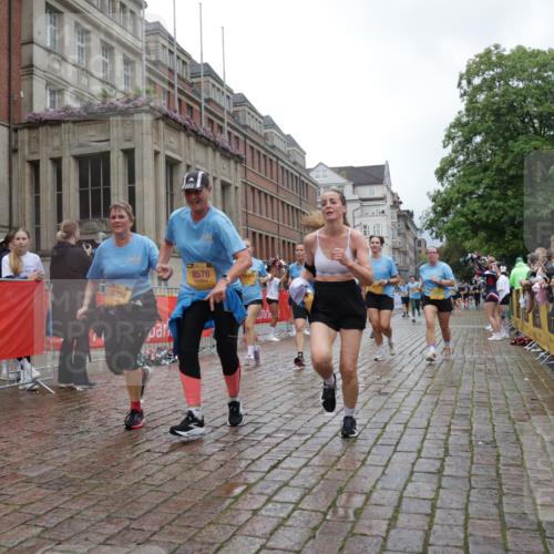 13.09.2026 - Kiel Lauf Yannick Fuchs http://msf.ph/oto/10425284 13.09.2026 11:02:00 Ziel 540, 651, 709, 735, 845, 1651, 1660, 2451, 2726, 2902, 2958, 2996, 3977, 4420, 5465, 6311, 6407, 6408, 7556, 8343, 8523, 8974, 9523, 9856, 10056, 11159, 11265, 11338, 12110, 735, 955, 1347, 1425, 2424, 2616, 2722, 2838, 3039, 3224, 3554, 3626, 3662, 3982, 5406, 5927, 6619, 6631, 6717, 7174, 8307, 8555, 8576, 8724, 8934, 9695, 9869, 10607, 11465, 11474, 11547, 208, 841, 2322, 2778, 2895, 3443, 3942, 6998, 7005, 8218, 9732, 9525, 11056, 11502 meine-sportfotos.de
