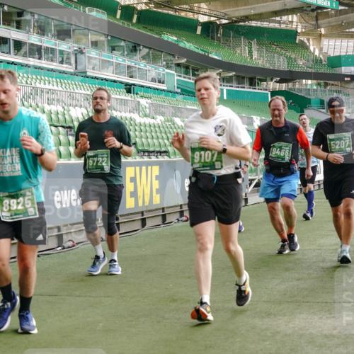 13.09.2026 - 21. swb-Marathon Bremen Michael Burmester http://msf.ph/oto/10425316 13.09.2026 13:24:31 Laufen im Stadion 137, 182, 213, 294, 324, 434, 505, 533, 548, 609, 708, 721, 723, 739, 743, 752, 815, 1273, 1331, 1463, 1471, 1491, 1504, 1515, 1597, 1598, 1830, 1944, 2059, 2095, 2211, 2252, 2267, 2271, 2286, 2312, 2323, 2354, 2445, 2465, 2483, 2495, 2497, 2503, 2506, 2554, 2571, 2644, 2752, 2768, 2776, 2833, 2896, 2936, 2968, 3005, 3142, 3211, 3252, 3259, 3282, 3288, 3289, 3292, 3298, 3306, 3312, 3329, 3364, 3381, 3390, 3395, 3423, 3447, 3559, 3727, 3770, 3819, 4466, 4467 meine-sportfotos.de