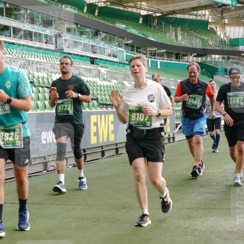 13.09.2026 - 21. swb-Marathon Bremen Michael Burmester http://msf.ph/oto/10425321 13.09.2026 13:24:31 Laufen im Stadion 137, 182, 213, 294, 324, 434, 505, 533, 548, 609, 708, 721, 723, 739, 743, 752, 815, 1273, 1331, 1463, 1471, 1491, 1504, 1515, 1597, 1598, 1830, 1944, 2059, 2095, 2211, 2252, 2267, 2271, 2286, 2312, 2323, 2354, 2445, 2465, 2483, 2495, 2497, 2503, 2506, 2554, 2571, 2644, 2752, 2768, 2776, 2833, 2896, 2936, 2968, 3005, 3142, 3211, 3252, 3259, 3282, 3288, 3289, 3292, 3298, 3306, 3312, 3329, 3364, 3381, 3390, 3395, 3423, 3447, 3559, 3727, 3770, 3819, 4466, 4467 meine-sportfotos.de
