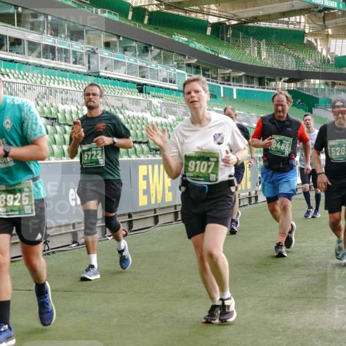 13.09.2026 - 21. swb-Marathon Bremen Michael Burmester http://msf.ph/oto/10425327 13.09.2026 13:24:31 Laufen im Stadion 137, 182, 213, 294, 324, 434, 505, 533, 548, 609, 708, 721, 723, 739, 743, 752, 815, 1273, 1331, 1463, 1471, 1491, 1504, 1515, 1597, 1598, 1830, 1944, 2059, 2095, 2211, 2252, 2267, 2271, 2286, 2312, 2323, 2354, 2445, 2465, 2483, 2495, 2497, 2503, 2506, 2554, 2571, 2644, 2752, 2768, 2776, 2833, 2896, 2936, 2968, 3005, 3142, 3211, 3252, 3259, 3282, 3288, 3289, 3292, 3298, 3306, 3312, 3329, 3364, 3381, 3390, 3395, 3423, 3447, 3559, 3727, 3770, 3819, 4466, 4467 meine-sportfotos.de