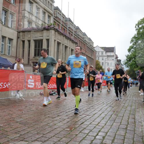 13.09.2026 - Kiel Lauf Yannick Fuchs http://msf.ph/oto/10425375 13.09.2026 11:02:13 Ziel 208, 540, 651, 709, 841, 845, 2322, 2778, 2895, 3102, 3443, 3942, 3977, 4848, 6332, 6998, 7005, 7244, 8218, 8793, 9448, 9732, 9738, 10020, 10531, 11466, 11546, 11959, 12578, 540, 651, 735, 1347, 1651, 1660, 2451, 2722, 2726, 2838, 2902, 2958, 2996, 3039, 3224, 3977, 4420, 5406, 5465, 5927, 6311, 6407, 6408, 6619, 6631, 6717, 7174, 7556, 8343, 8523, 8555, 8934, 8974, 9523, 9695, 9856, 10056, 10607, 11159, 11265, 11338, 11465, 11547, 484, 649, 935 meine-sportfotos.de