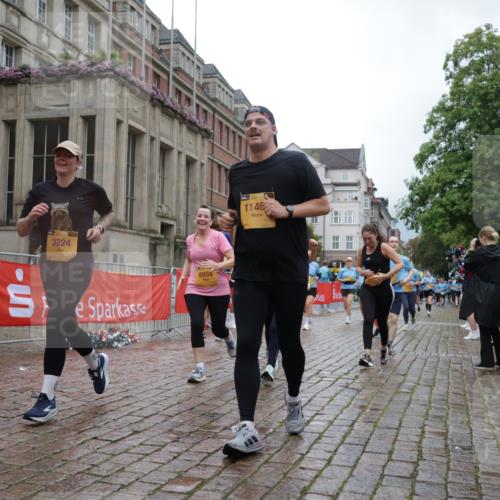 13.09.2026 - Kiel Lauf Yannick Fuchs http://msf.ph/oto/10425395 13.09.2026 11:02:15 Ziel 208, 841, 2322, 2778, 2895, 3102, 3443, 3942, 4848, 6332, 6998, 7005, 7244, 8218, 8517, 8793, 9448, 9732, 9738, 10020, 10531, 11135, 11261, 11301, 11466, 11546, 11959, 12578, 540, 651, 709, 735, 845, 1347, 1651, 1660, 2451, 2722, 2726, 2838, 2902, 2958, 2996, 3039, 3224, 3977, 4420, 5406, 5465, 5927, 6311, 6407, 6408, 6631, 6717, 7174, 7556, 8343, 8523, 8555, 8934, 8974, 9523, 9695, 9856, 10056, 10607, 11159, 11265, 11338, 11465, 11547, 484, 649, 935 meine-sportfotos.de