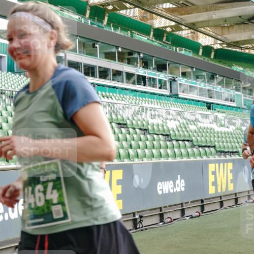 13.09.2026 - 21. swb-Marathon Bremen Michael Burmester http://msf.ph/oto/10425437 13.09.2026 13:24:35 Laufen im Stadion 137, 182, 213, 294, 324, 434, 505, 533, 548, 708, 721, 723, 739, 743, 752, 815, 818, 1273, 1463, 1471, 1491, 1504, 1515, 1561, 1597, 1598, 1830, 1944, 2059, 2095, 2211, 2252, 2267, 2271, 2286, 2312, 2323, 2354, 2445, 2465, 2483, 2495, 2497, 2503, 2506, 2554, 2571, 2591, 2644, 2752, 2768, 2776, 2833, 2878, 2896, 2936, 2968, 3005, 3142, 3211, 3259, 3282, 3288, 3289, 3292, 3298, 3306, 3312, 3329, 3364, 3381, 3390, 3395, 3423, 3447, 3727, 3770, 3819, 4466, 4467 meine-sportfotos.de