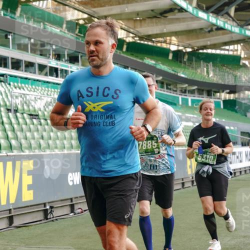 13.09.2026 - 21. swb-Marathon Bremen Michael Burmester http://msf.ph/oto/10425447 13.09.2026 13:24:36 Laufen im Stadion 137, 182, 213, 294, 324, 434, 505, 533, 548, 721, 723, 739, 743, 752, 815, 818, 1273, 1463, 1471, 1491, 1504, 1515, 1561, 1597, 1598, 1830, 1944, 2059, 2095, 2211, 2252, 2267, 2271, 2286, 2312, 2323, 2354, 2445, 2465, 2483, 2495, 2497, 2503, 2506, 2554, 2571, 2591, 2644, 2752, 2768, 2776, 2833, 2878, 2896, 2936, 2968, 3005, 3142, 3211, 3259, 3282, 3288, 3289, 3292, 3298, 3306, 3312, 3329, 3364, 3381, 3390, 3395, 3423, 3447, 3727, 3770, 3819, 4466, 4467 meine-sportfotos.de