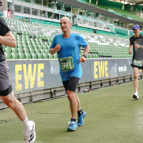13.09.2026 - 21. swb-Marathon Bremen Michael Burmester http://msf.ph/oto/10425449 13.09.2026 13:01:45 Laufen im Stadion 150, 242, 282, 318, 440, 531, 687, 722, 930, 936, 946, 1006, 1067, 1163, 1250, 1436, 1448, 1582, 1650, 1896, 2033, 2047, 2062, 2292, 2322, 2345, 2370, 2378, 2409, 2427, 2485, 2490, 2491, 2560, 2561, 2627, 2638, 2658, 2666, 2668, 2700, 2708, 2781, 2906, 2967, 2987, 3013, 3044, 3145, 3163, 3164, 3168, 3173, 3187, 3248, 3294, 3334, 3372, 3374, 3375, 3385, 3392, 3524, 3526, 3527, 3603, 3642, 3667, 3721, 3774, 3806, 3852, 3856, 4000, 4506 meine-sportfotos.de
