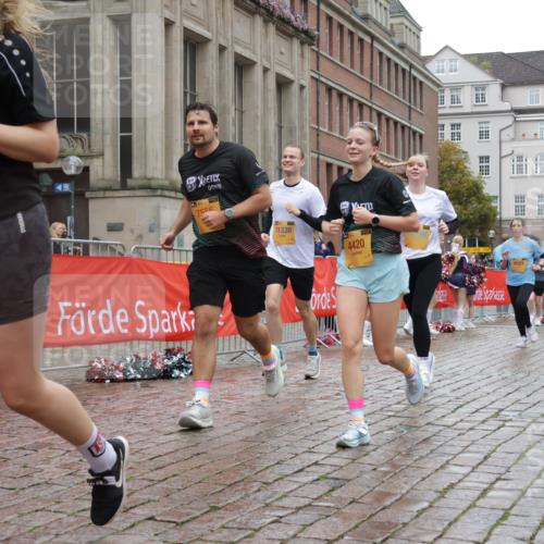 13.09.2026 - Kiel Lauf Yannick Fuchs http://msf.ph/oto/10425465 13.09.2026 11:02:25 Ziel 484, 649, 935, 1693, 2299, 2322, 3102, 3414, 6878, 7005, 8036, 8517, 9732, 11135, 11256, 11261, 11301, 11942, 12085, 12578, 12640, 12697, 208, 540, 651, 709, 735, 841, 845, 1651, 1660, 2451, 2726, 2778, 2895, 2902, 2958, 2996, 3443, 3942, 3977, 4420, 4848, 5465, 6311, 6332, 6407, 6408, 6998, 7005, 7244, 7556, 8218, 8343, 8523, 8793, 8974, 9448, 9523, 9732, 9738, 9856, 10020, 10056, 10531, 11159, 11265, 11338, 11466, 11546, 12578, 415, 1298, 3947, 4562, 4648, 4984 meine-sportfotos.de