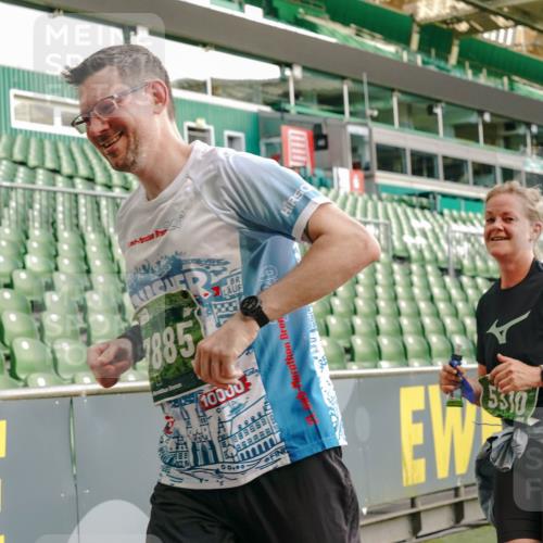 13.09.2026 - 21. swb-Marathon Bremen Michael Burmester http://msf.ph/oto/10425478 13.09.2026 13:24:37 Laufen im Stadion 137, 182, 213, 294, 324, 434, 505, 533, 548, 721, 723, 739, 743, 752, 815, 818, 1273, 1463, 1471, 1491, 1504, 1515, 1561, 1597, 1598, 1830, 1944, 2059, 2095, 2211, 2252, 2267, 2271, 2286, 2312, 2323, 2354, 2445, 2465, 2483, 2495, 2497, 2503, 2506, 2554, 2571, 2591, 2644, 2752, 2768, 2776, 2833, 2878, 2896, 2936, 2968, 3005, 3142, 3211, 3259, 3282, 3288, 3289, 3292, 3298, 3306, 3312, 3329, 3364, 3381, 3390, 3395, 3423, 3447, 3727, 3770, 3819, 4466 meine-sportfotos.de