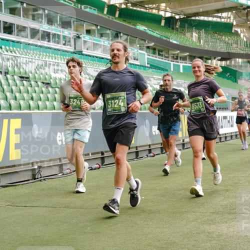 13.09.2026 - 21. swb-Marathon Bremen Michael Burmester http://msf.ph/oto/10425490 13.09.2026 13:01:48 Laufen im Stadion 150, 242, 282, 318, 440, 531, 687, 722, 930, 936, 946, 1006, 1067, 1163, 1250, 1436, 1448, 1582, 1896, 2033, 2047, 2062, 2292, 2345, 2370, 2378, 2409, 2427, 2485, 2490, 2491, 2560, 2561, 2627, 2638, 2658, 2666, 2668, 2700, 2708, 2781, 2906, 2967, 2987, 3013, 3044, 3163, 3164, 3168, 3173, 3187, 3248, 3294, 3334, 3372, 3374, 3375, 3385, 3392, 3524, 3526, 3527, 3603, 3642, 3667, 3721, 3774, 3806, 3852, 3856, 3893, 4000, 4506, 4558 meine-sportfotos.de