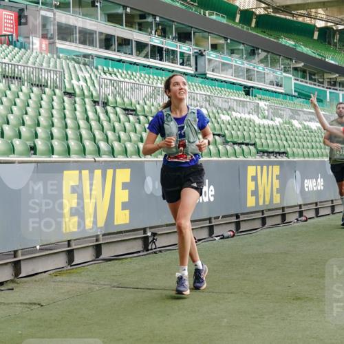 13.09.2026 - 21. swb-Marathon Bremen Michael Burmester http://msf.ph/oto/10425500 13.09.2026 13:24:40 Laufen im Stadion 137, 182, 213, 294, 324, 434, 505, 533, 548, 721, 723, 739, 743, 752, 815, 818, 1273, 1463, 1471, 1491, 1504, 1515, 1561, 1597, 1598, 1830, 1944, 2059, 2095, 2211, 2252, 2267, 2271, 2286, 2312, 2323, 2354, 2445, 2465, 2483, 2495, 2497, 2503, 2506, 2554, 2571, 2591, 2644, 2752, 2768, 2776, 2833, 2878, 2896, 2936, 2968, 2981, 3005, 3142, 3211, 3259, 3282, 3288, 3289, 3292, 3298, 3306, 3312, 3329, 3364, 3381, 3390, 3395, 3423, 3447, 3770, 3819, 4466 meine-sportfotos.de
