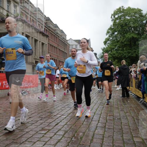 13.09.2026 - Kiel Lauf Yannick Fuchs http://msf.ph/oto/10425520 13.09.2026 11:02:33 Ziel 935, 1693, 2299, 3207, 3414, 3670, 3968, 6375, 6878, 7389, 8036, 9745, 11384, 11942, 12085, 12640, 208, 484, 540, 649, 651, 709, 841, 845, 1651, 1660, 2322, 2451, 2726, 2778, 2895, 2902, 2958, 3102, 3443, 3942, 3977, 4848, 5465, 6332, 6407, 6408, 6998, 7005, 7244, 8218, 8343, 8517, 8793, 8974, 9448, 9732, 9738, 9856, 10020, 10056, 10531, 11135, 11256, 11261, 11301, 11466, 11546, 12085, 12578, 12640, 12697, 415, 1298, 2055, 3947, 4562, 4648, 4984, 5712, 6071, 6483 meine-sportfotos.de