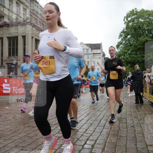 13.09.2026 - Kiel Lauf Yannick Fuchs http://msf.ph/oto/10425526 13.09.2026 11:02:33 Ziel 935, 1693, 2299, 3207, 3414, 3670, 3968, 6375, 6878, 7389, 8036, 9745, 11384, 11942, 12085, 12640, 208, 484, 540, 649, 651, 709, 841, 845, 1651, 1660, 2322, 2451, 2726, 2778, 2895, 2902, 2958, 3102, 3443, 3942, 3977, 4848, 5465, 6332, 6407, 6408, 6998, 7005, 7244, 8218, 8343, 8517, 8793, 8974, 9448, 9732, 9738, 9856, 10020, 10056, 10531, 11135, 11256, 11261, 11301, 11466, 11546, 12085, 12578, 12640, 12697, 415, 1298, 2055, 3947, 4562, 4648, 4984, 5712, 6071, 6483 meine-sportfotos.de