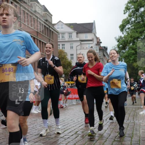 13.09.2026 - Kiel Lauf Yannick Fuchs http://msf.ph/oto/10425565 13.09.2026 11:02:40 Ziel 415, 935, 1298, 3207, 3670, 3947, 3968, 4562, 4648, 4984, 4986, 5479, 6375, 6878, 7389, 8914, 9745, 10648, 11064, 11384, 208, 484, 649, 841, 935, 1693, 2299, 2322, 2778, 2895, 3102, 3414, 3443, 3942, 4848, 6332, 6878, 6998, 7005, 7244, 8036, 8218, 8517, 8793, 9448, 9732, 9738, 10020, 10531, 11135, 11256, 11261, 11301, 11466, 11546, 11942, 12085, 12578, 12640, 12697, 1095, 2055, 2796, 3513, 4478, 4781, 5046, 5712, 6071, 6483, 6934, 9108, 10165 meine-sportfotos.de