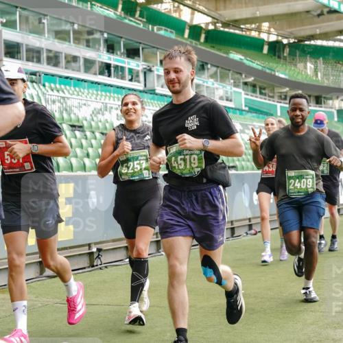 13.09.2026 - 21. swb-Marathon Bremen Michael Burmester http://msf.ph/oto/10425584 13.09.2026 13:01:52 Laufen im Stadion 150, 242, 282, 318, 440, 531, 687, 722, 930, 936, 946, 1006, 1067, 1163, 1250, 1436, 1448, 1582, 1896, 2033, 2047, 2062, 2292, 2345, 2370, 2378, 2409, 2427, 2485, 2490, 2491, 2560, 2561, 2627, 2638, 2658, 2666, 2668, 2700, 2708, 2781, 2906, 2967, 2987, 3013, 3044, 3163, 3164, 3168, 3173, 3187, 3248, 3294, 3334, 3372, 3374, 3375, 3385, 3392, 3524, 3526, 3527, 3603, 3642, 3667, 3721, 3774, 3806, 3852, 3856, 3893, 4000, 4506, 4558 meine-sportfotos.de