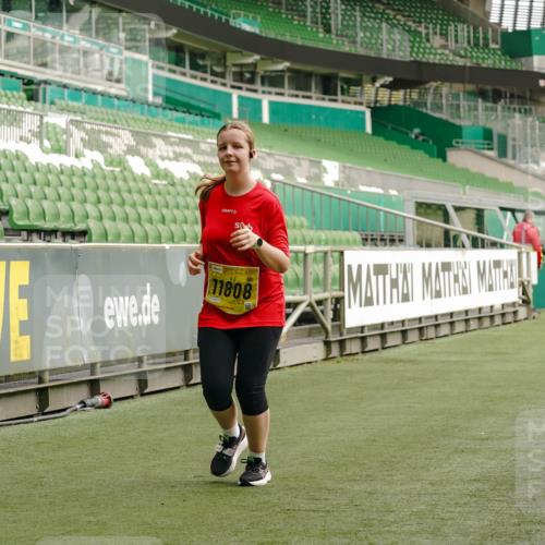 13.09.2026 - 21. swb-Marathon Bremen Michael Burmester http://msf.ph/oto/10425600 13.09.2026 10:48:11 Laufen im Stadion 10264, 10292, 10349, 10407, 10440, 10732, 10789, 10925, 10933, 11104, 11262, 11423, 11443, 11541, 11573, 11579, 11639, 11663, 11698, 11980, 12083, 12157, 12340, 12444, 12471, 12472, 12542, 12561, 10137, 10176, 10191, 10192, 10194, 10202, 10242, 10295, 10325, 10335, 10344, 10430, 10459, 10513, 10524, 10568, 10600, 10629, 10651, 10679, 10713, 10756, 10779, 10882, 10979, 10997, 10999, 11081, 11200, 11233, 11307, 11355, 12089, 12153 meine-sportfotos.de