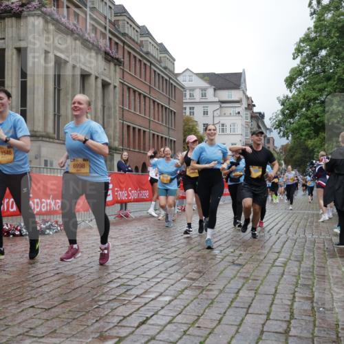 13.09.2026 - Kiel Lauf Yannick Fuchs http://msf.ph/oto/10425610 13.09.2026 11:02:45 Ziel 415, 1298, 3207, 3947, 4562, 4648, 4984, 4986, 5479, 5712, 6071, 6548, 8914, 10648, 11064, 11717, 484, 649, 935, 1693, 2299, 2322, 2895, 3102, 3414, 3443, 3670, 3968, 6375, 6878, 6998, 7005, 7389, 8036, 8218, 8517, 9732, 9738, 9745, 10020, 11135, 11256, 11261, 11301, 11384, 11546, 11942, 12085, 12578, 12640, 12697, 1095, 1635, 2055, 2796, 3513, 3635, 3912, 4478, 4781, 5046, 6483, 6768, 6934, 9070, 9108, 9663, 10165 meine-sportfotos.de