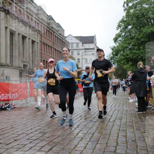 13.09.2026 - Kiel Lauf Yannick Fuchs http://msf.ph/oto/10425621 13.09.2026 11:02:46 Ziel 415, 1298, 2055, 3207, 3947, 4562, 4648, 4984, 4986, 5479, 5712, 6071, 6483, 6548, 7968, 8914, 10648, 11064, 11717, 484, 649, 935, 1693, 2299, 2322, 2895, 3102, 3414, 3443, 3670, 3968, 6375, 6878, 6998, 7005, 7389, 8036, 8218, 8517, 9732, 9738, 9745, 10020, 11135, 11256, 11261, 11301, 11384, 11546, 11942, 12085, 12578, 12640, 12697, 1095, 1635, 2796, 3513, 3635, 3912, 4478, 4781, 5046, 5998, 6768, 6934, 9070, 9108, 9663, 10165 meine-sportfotos.de