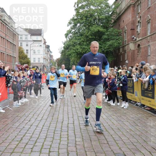 13.09.2026 - Kiel Lauf Yannick Fuchs http://msf.ph/oto/10425650 13.09.2026 09:46:14 Ziel 442, 2482, 3052, 3954, 4918, 5855, 5955, 6732, 7015, 7308, 8125, 10117, 10203, 10685, 10898, 11076, 11078, 557, 1415, 1418, 2127, 2788, 3025, 3142, 3301, 3974, 4413, 4569, 4909, 4910, 5234, 5511, 5757, 5829, 7202, 7349, 7572, 7911, 7924, 8244, 8611, 8859, 9841, 10036, 10142, 10203, 10392, 10445, 10719, 12374, 12841, 167, 181, 3361, 6355, 6577, 6857, 7439, 9832, 10177, 10913, 10946, 11316, 11859, 11861, 12173, 12495, 12621, 1023, 1579, 3025, 6038, 8126 meine-sportfotos.de
