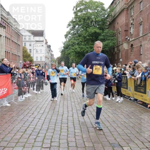 13.09.2026 - Kiel Lauf Yannick Fuchs http://msf.ph/oto/10425656 13.09.2026 09:46:14 Ziel 442, 2482, 3052, 3954, 4918, 5855, 5955, 6732, 7015, 7308, 8125, 10117, 10203, 10685, 10898, 11076, 11078, 557, 1415, 1418, 2127, 2788, 3025, 3142, 3301, 3974, 4413, 4569, 4909, 4910, 5234, 5511, 5757, 5829, 7202, 7349, 7572, 7911, 7924, 8244, 8611, 8859, 9841, 10036, 10142, 10203, 10392, 10445, 10719, 12374, 12841, 167, 181, 3361, 6355, 6577, 6857, 7439, 9832, 10177, 10913, 10946, 11316, 11859, 11861, 12173, 12495, 12621, 1023, 1579, 3025, 6038, 8126 meine-sportfotos.de