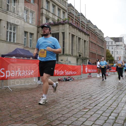13.09.2026 - Kiel Lauf Yannick Fuchs http://msf.ph/oto/10425665 13.09.2026 11:02:50 Ziel 415, 1095, 1298, 2055, 3947, 4562, 4648, 4984, 4986, 5479, 5712, 6071, 6483, 6548, 6934, 6969, 6974, 7968, 8084, 9108, 10165, 10648, 11064, 11717, 484, 649, 935, 1693, 2299, 2322, 3102, 3207, 3414, 3670, 3968, 4648, 6375, 6878, 7005, 7389, 8036, 8517, 8914, 9732, 9745, 11135, 11256, 11261, 11301, 11384, 11942, 12085, 12578, 12640, 12697, 986, 1635, 2796, 3513, 3621, 3635, 3912, 4478, 4781, 5046, 5998, 6768, 8782, 9070, 9202, 9663, 12550 meine-sportfotos.de