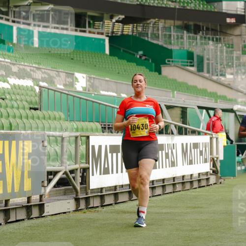 13.09.2026 - 21. swb-Marathon Bremen Michael Burmester http://msf.ph/oto/10425689 13.09.2026 10:48:20 Laufen im Stadion 10264, 10292, 10349, 10407, 10440, 10732, 10754, 10789, 10925, 10933, 11104, 11262, 11423, 11443, 11541, 11639, 11663, 11698, 11980, 12083, 12157, 12340, 12444, 12471, 12472, 12542, 12561, 10137, 10176, 10191, 10192, 10194, 10202, 10242, 10295, 10325, 10344, 10430, 10459, 10513, 10524, 10568, 10600, 10629, 10651, 10679, 10713, 10756, 10779, 10882, 10979, 10997, 10999, 11081, 11200, 11233, 11307, 11355, 12089, 12153, 12177, 12178 meine-sportfotos.de