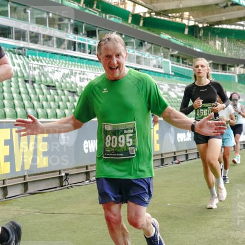 13.09.2026 - 21. swb-Marathon Bremen Michael Burmester http://msf.ph/oto/10425715 13.09.2026 13:01:55 Laufen im Stadion 150, 242, 282, 318, 440, 531, 687, 722, 930, 936, 946, 1006, 1067, 1163, 1250, 1436, 1448, 1582, 1896, 2033, 2047, 2062, 2292, 2345, 2364, 2370, 2378, 2409, 2427, 2485, 2490, 2491, 2560, 2561, 2627, 2638, 2658, 2666, 2668, 2708, 2781, 2967, 2987, 3013, 3044, 3163, 3164, 3173, 3187, 3248, 3258, 3294, 3334, 3372, 3374, 3375, 3385, 3392, 3524, 3526, 3527, 3603, 3642, 3667, 3721, 3774, 3806, 3852, 3856, 3893, 4000, 4506, 4558 meine-sportfotos.de