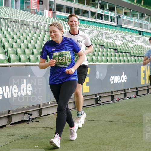 13.09.2026 - 21. swb-Marathon Bremen Michael Burmester http://msf.ph/oto/10425726 13.09.2026 13:24:46 Laufen im Stadion 137, 182, 213, 294, 324, 434, 505, 543, 548, 721, 723, 739, 743, 752, 815, 818, 966, 1273, 1410, 1463, 1471, 1491, 1504, 1515, 1561, 1597, 1598, 1830, 1944, 1953, 2059, 2095, 2211, 2252, 2267, 2271, 2286, 2312, 2323, 2354, 2445, 2465, 2483, 2495, 2497, 2503, 2506, 2554, 2571, 2591, 2644, 2752, 2768, 2776, 2833, 2878, 2896, 2936, 2968, 2981, 3005, 3142, 3211, 3259, 3282, 3288, 3289, 3292, 3298, 3306, 3312, 3329, 3364, 3381, 3390, 3395, 3447, 3770, 4466 meine-sportfotos.de