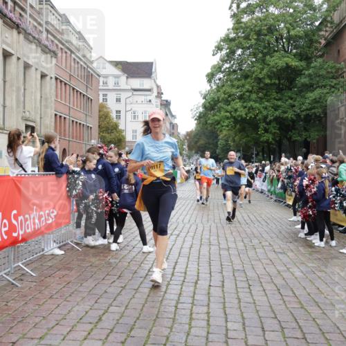 13.09.2026 - Kiel Lauf Yannick Fuchs http://msf.ph/oto/10425747 13.09.2026 09:46:20 Ziel 167, 181, 442, 3052, 3954, 5855, 5955, 6857, 7308, 8125, 10117, 10913, 11316, 12495, 12621, 557, 1415, 1418, 2127, 2482, 2788, 3142, 3301, 3974, 4569, 4909, 4910, 4918, 5234, 5511, 5757, 5829, 6732, 7015, 7202, 7572, 7911, 7924, 8244, 8611, 8859, 9841, 10036, 10203, 10685, 10719, 10898, 11076, 11078, 12374, 12841, 288, 3033, 3035, 3361, 6048, 6355, 6577, 7439, 7675, 7754, 8929, 9832, 10177, 10946, 11859, 11861, 12173, 12552, 2788, 3025, 3974 meine-sportfotos.de