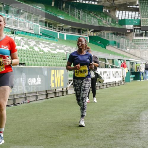 13.09.2026 - 21. swb-Marathon Bremen Michael Burmester http://msf.ph/oto/10425768 13.09.2026 10:48:26 Laufen im Stadion 10264, 10292, 10349, 10407, 10413, 10440, 10732, 10754, 10789, 10925, 11104, 11254, 11262, 11423, 11443, 11541, 11663, 11698, 11942, 11980, 12083, 12157, 12340, 12444, 12471, 12472, 12542, 12561, 10137, 10176, 10191, 10192, 10194, 10202, 10242, 10295, 10344, 10430, 10472, 10524, 10568, 10600, 10629, 10651, 10679, 10713, 10756, 10779, 10882, 10979, 10997, 10999, 11081, 11200, 11233, 11307, 11309, 11355, 11367, 12089, 12153, 12177, 12178 meine-sportfotos.de
