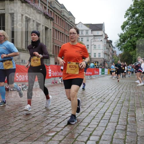 13.09.2026 - Kiel Lauf Yannick Fuchs http://msf.ph/oto/10425776 13.09.2026 11:03:06 Ziel 986, 1635, 2796, 3513, 3621, 3635, 3912, 4478, 4781, 5046, 5998, 6669, 6768, 8782, 9070, 9202, 9663, 10664, 10999, 11255, 11736, 11846, 12550, 415, 1095, 1298, 2055, 3207, 3670, 3947, 3968, 4562, 4648, 4984, 4986, 5479, 5712, 6071, 6375, 6483, 6548, 6934, 6969, 6974, 7389, 7968, 8084, 8914, 9108, 9745, 10165, 10648, 11064, 11255, 11384, 11717, 697, 1923, 2254, 2846, 2878, 2975, 4658, 4757, 5893, 6224, 6319, 7282, 7656, 8130, 8136, 8204, 3670 meine-sportfotos.de